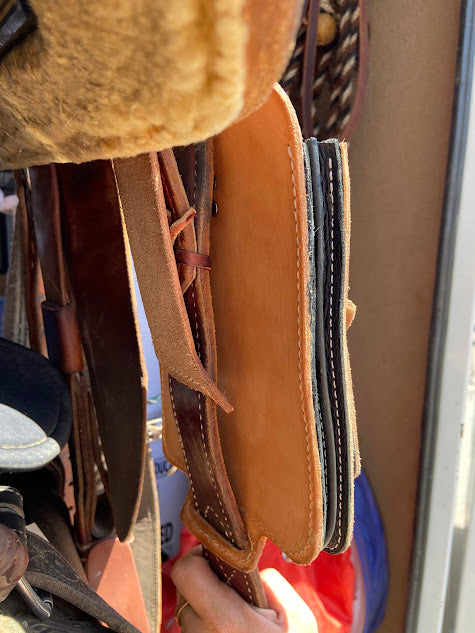 Rear Cinch Tagging Bag